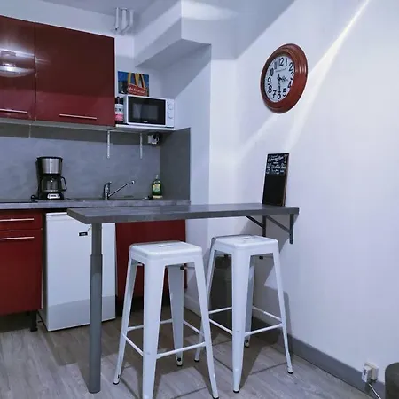 Cosy & Parking Prive Proche Centre Apartament *