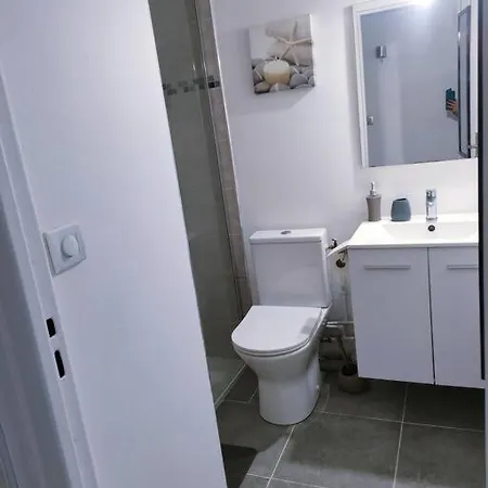 Apartament Cosy & Parking Prive Proche Centre *