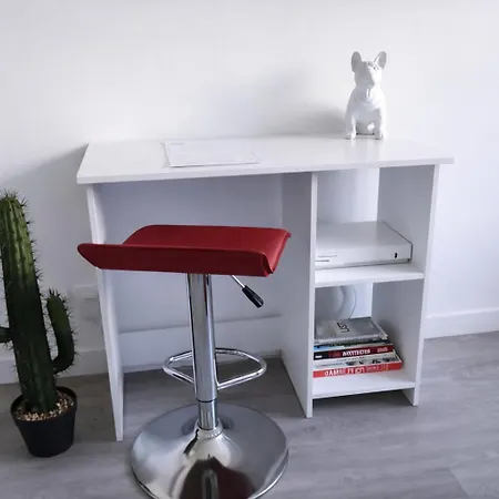 Cosy & Parking Prive Proche Centre Apartament *