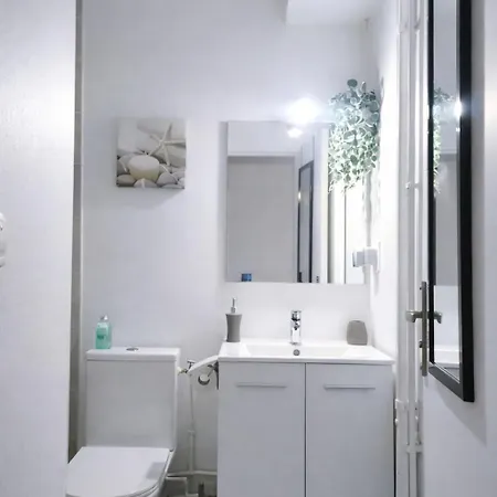 Cosy & Parking Prive Proche Centre